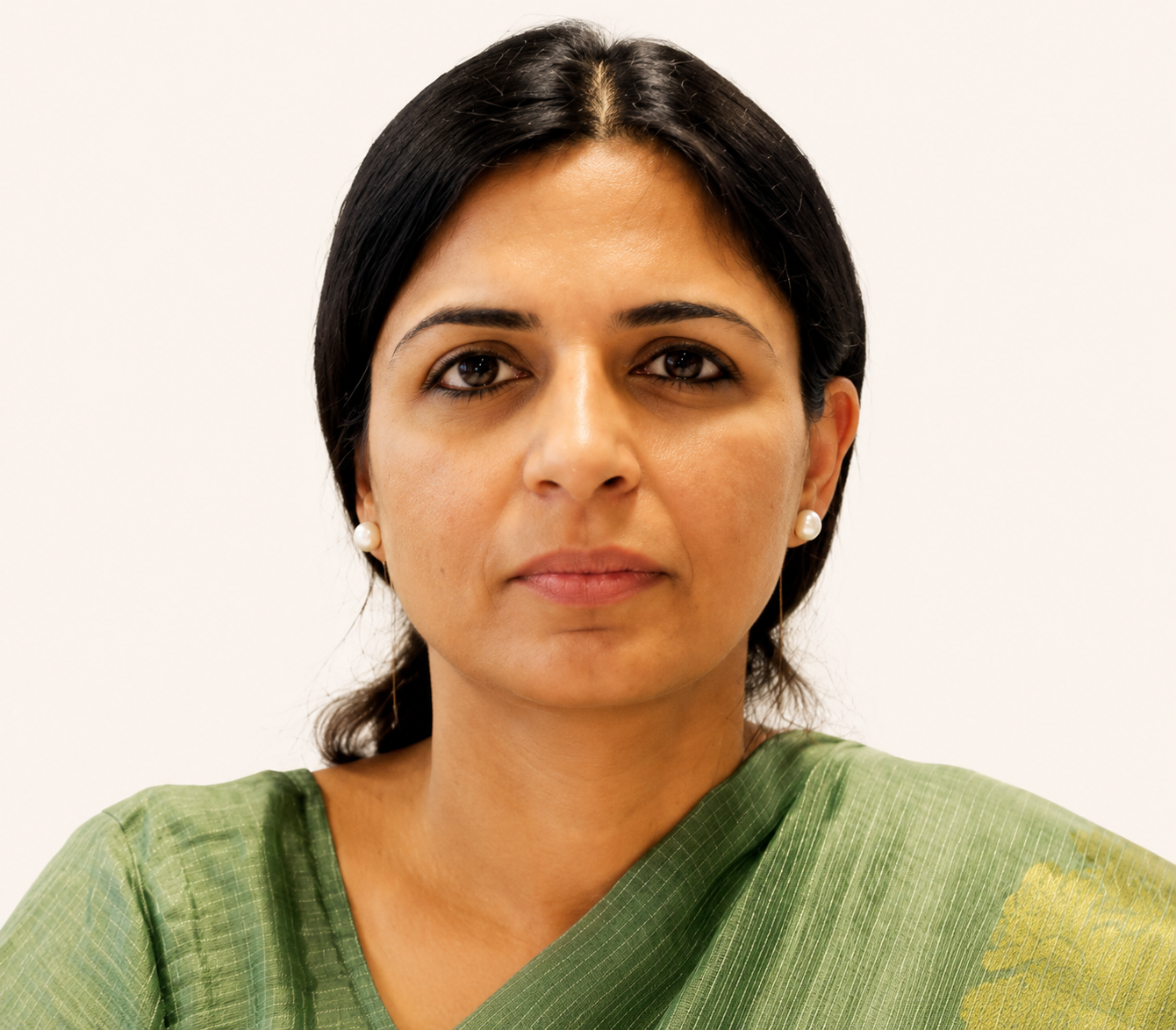  Smt. Gurneet Tej